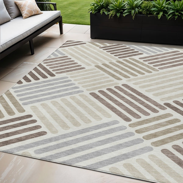 HomeRoots 5' Stylish Ivory Beige and Brown Geometric Area Rug - Washable for Indoor/Outdoor Use, Durable Design 660416
