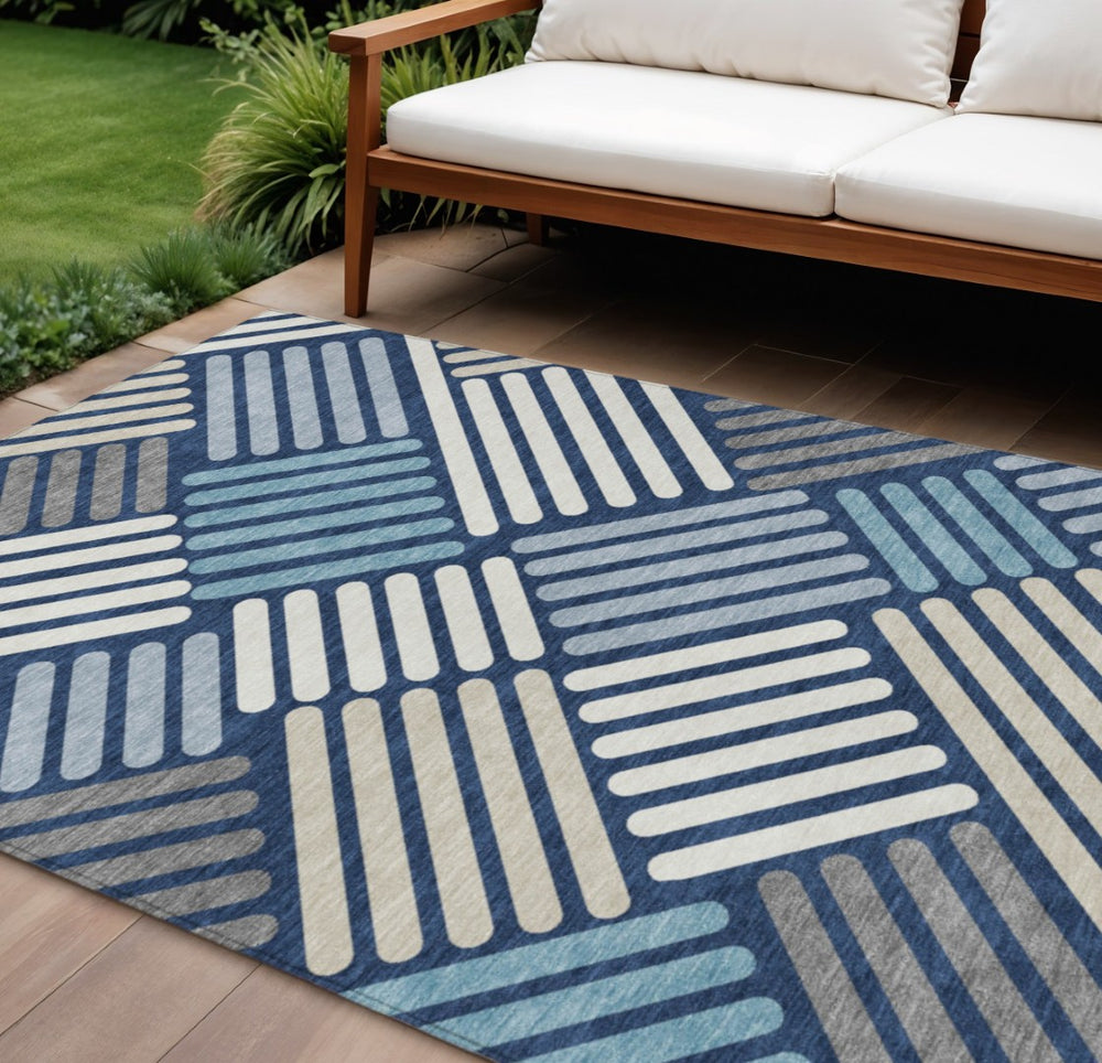 HomeRoots 10' Stylish Navy Blue, Ivory & Pewter Geometric Washable Area Rug for Indoor/Outdoor Living Spaces 660426