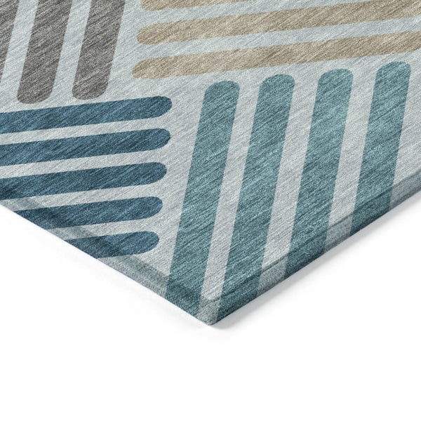 HomeRoots 8' Teal Blue Round Geometric Area Rug – Stylish, Washable, Durable for Indoor & Outdoor Spaces 660435