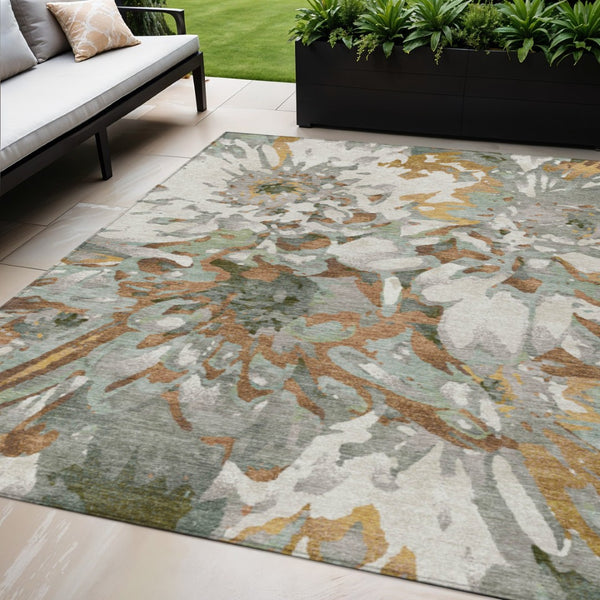 HomeRoots 5' Copper Gray and Ivory Floral Area Rug - Washable, Durable Design for Indoor & Outdoor Use! 660446