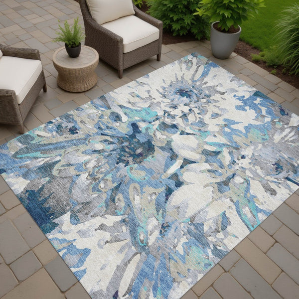 HomeRoots 5' Denim Blue Gray Ivory Floral Rug - Washable, Durable, Indoor/Outdoor Design for High-Traffic Areas 660452
