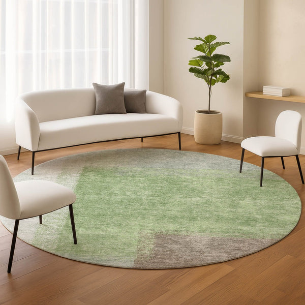 HomeRoots 8' Modern Abstract Artichoke Green and Ivory Round Washable Area Rug for Indoor & Outdoor Spaces 660477