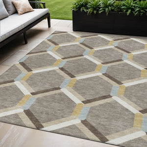 HomeRoots 5' Geometric Washable Area Rug in Brown, Ivory & Beige - Durable, Stylish for Indoor/Outdoor Use 660572
