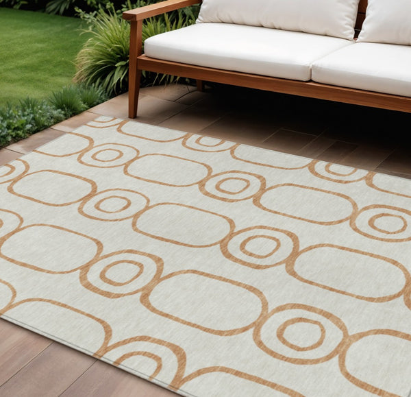 HomeRoots 5' Geometric Copper and Ivory Area Rug - Washable, Stylish, Durable for Indoor/Outdoor Use 660608
