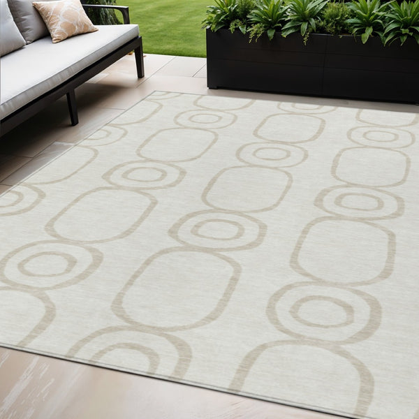 HomeRoots 5' X 8' Ivory and Beige Geometric Rug - Durable, Washable, Versatile for Indoor & Outdoor Spaces 660620