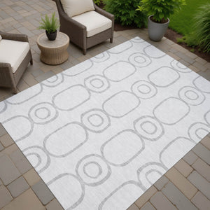 HomeRoots 10' Silver and Gray Geometric Indoor Outdoor Area Rug - Washable, Durable, Stylish for High-Traffic Spaces 660636
