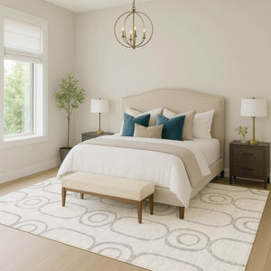 HomeRoots 10' Silver and Gray Geometric Indoor Outdoor Area Rug - Washable, Durable, Stylish for High-Traffic Spaces 660636