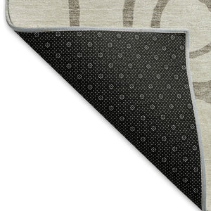 HomeRoots 5' Taupe Beige & Ivory Geometric Washable Indoor/Outdoor Rug - Durable, Stylish, Easy Care Solution! 660638