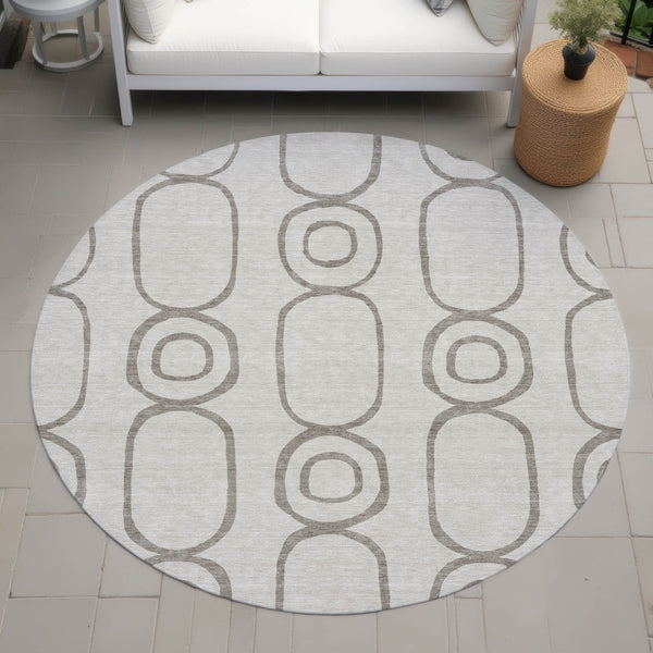 HomeRoots 8' Taupe Beige and Ivory Round Geometric Rug - Stylish, Washable Indoor/Outdoor Floor Covering 660639