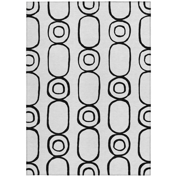 HomeRoots 5' X 8' Stylish Black and White Geometric Washable Area Rug - Perfect for Indoor or Outdoor Spaces! 660650