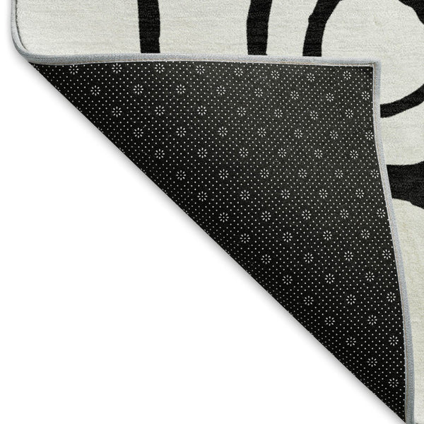 HomeRoots 10' X 14' Modern Geometric Washable Area Rug for Indoor & Outdoor Spaces - Durable & Stylish Design 660654