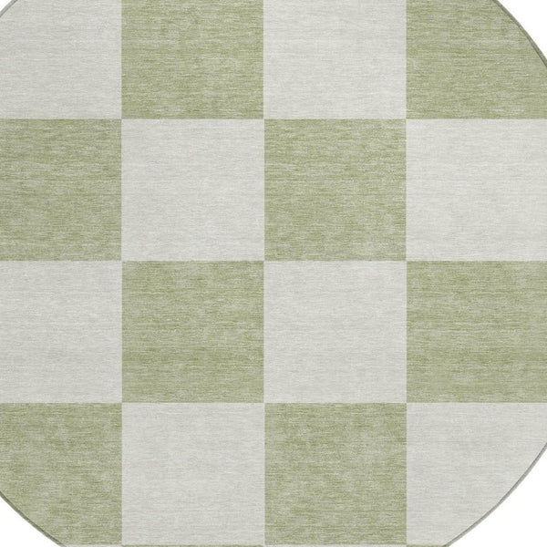HomeRoots 8' Artichoke Green Round Geometric Rug – Stylish, Washable Indoor/Outdoor Area Rug for High Traffic Spaces 660657