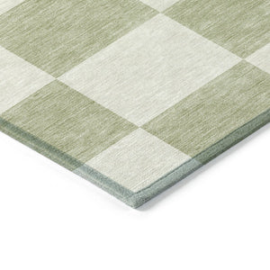 HomeRoots 8' X 10' Artichoke Green and Ivory Geometric Area Rug - Washable, Durable for Indoor & Outdoor Use 660658