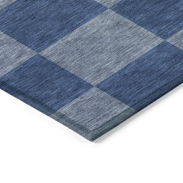 HomeRoots 8' Blue and Gray Round Rug - Stylish Geometric Design for Indoor/Outdoor Use, Machine Washable & Durable 660669