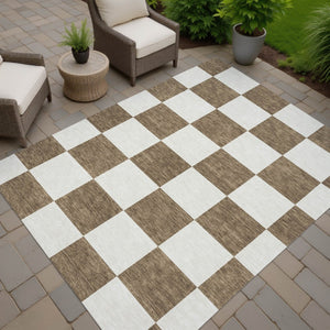 HomeRoots 5' Chocolate & Ivory Geometric Indoor Outdoor Rug – Stylish, Washable & Durable for High-Traffic Areas 660674