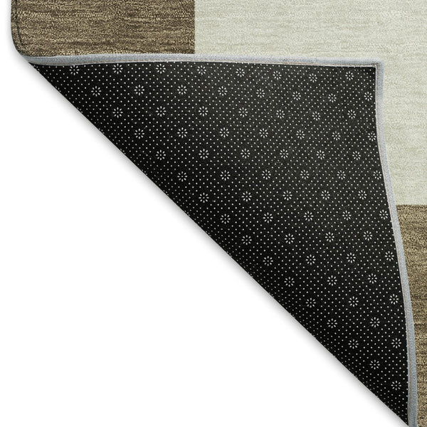 HomeRoots 5' Chocolate & Ivory Geometric Indoor Outdoor Rug – Stylish, Washable & Durable for High-Traffic Areas 660674