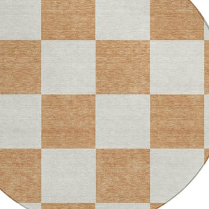 HomeRoots 8' Copper and Ivory Round Geometric Rug - Stylish, Washable Design for Indoor/Outdoor Spaces! 660681