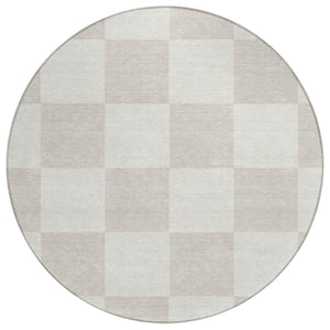 HomeRoots 8' Stylish Ivory & Beige Geometric Round Rug - Washable, Indoor/Outdoor, Stain-Resistant & Versatile! 660699