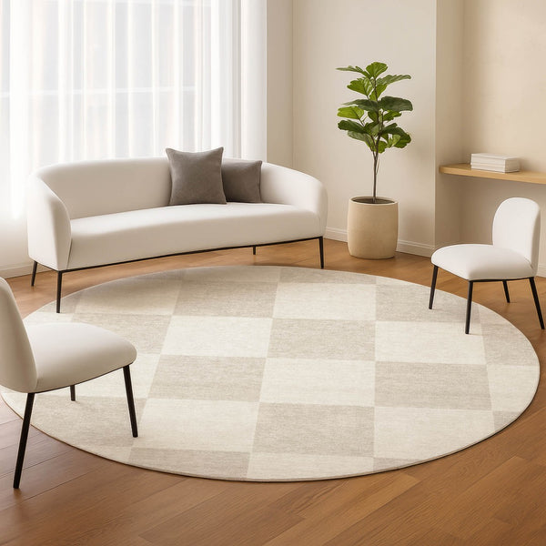 HomeRoots 8' Stylish Ivory & Beige Geometric Round Rug - Washable, Indoor/Outdoor, Stain-Resistant & Versatile! 660699
