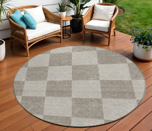 HomeRoots 8' Stylish Khaki & Taupe Round Geometric Washable Area Rug for Indoor & Outdoor Durability 660705
