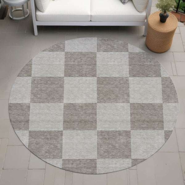 HomeRoots 8' Stylish Khaki & Taupe Round Geometric Washable Area Rug for Indoor & Outdoor Durability 660705