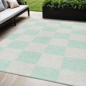 HomeRoots 5' Stylish Mint Green & Ivory Geometric Area Rug - Washable, Stain-Resistant for Indoor/Outdoor Use! 660716