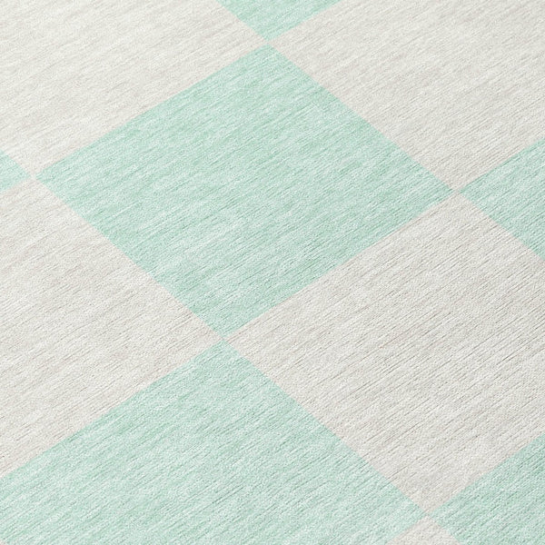 HomeRoots 8' Mint Green Round Geometric Area Rug - Durable, Washable Design for Indoor & Outdoor Spaces! 660717