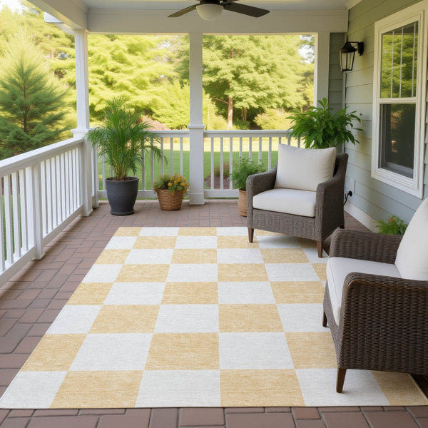 HomeRoots 5' Peach and Beige Geometric Area Rug – Stylish, Durable, Washable for Indoor/Outdoor Use, 5'X8' 660734