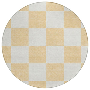 HomeRoots 8' Peach and Beige Round Geometric Area Rug - Stylish, Washable, Durable for Indoor & Outdoor Spaces 660735