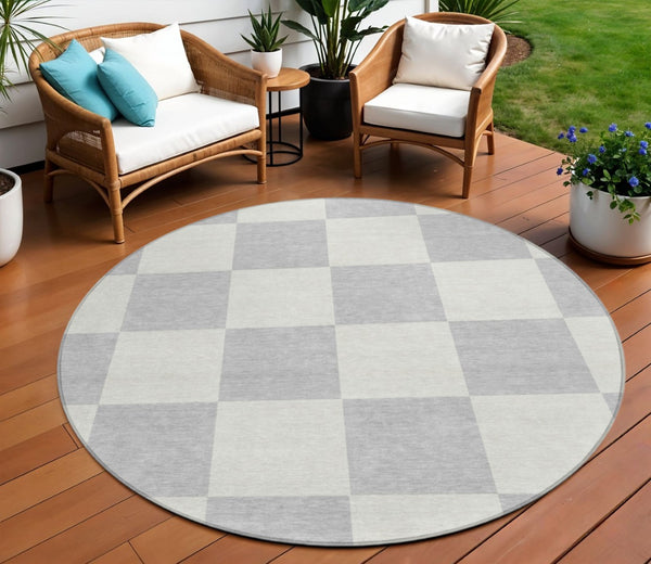 HomeRoots 8' Silver and Ivory Geometric Washable Area Rug - Durable Indoor/Outdoor Design for Modern Spaces 660747