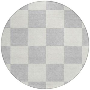 HomeRoots 8' Silver and Ivory Geometric Washable Area Rug - Durable Indoor/Outdoor Design for Modern Spaces 660747