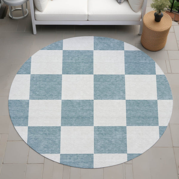 HomeRoots 8' Teal Blue Round Geometric Indoor Outdoor Area Rug - Durable, Washable, Modern Design for All Spaces 660765