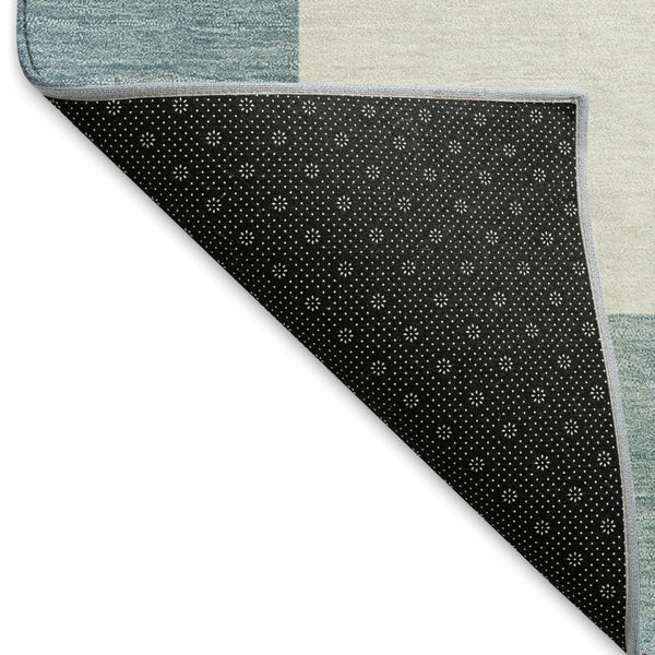 HomeRoots 8' Teal Blue Round Geometric Indoor Outdoor Area Rug - Durable, Washable, Modern Design for All Spaces 660765