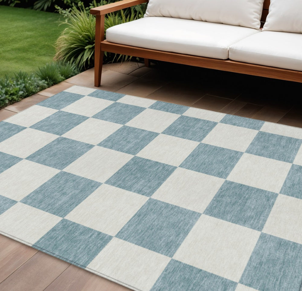 HomeRoots 10' Teal Blue & Ivory Geometric Area Rug – Durable, Washable, Indoor/Outdoor, Perfect for High Traffic Areas! 660768