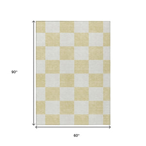 HomeRoots 5' Stylish Wheat and Beige Geometric Area Rug - Durable, Washable, Indoor/Outdoor Versatility! 660770