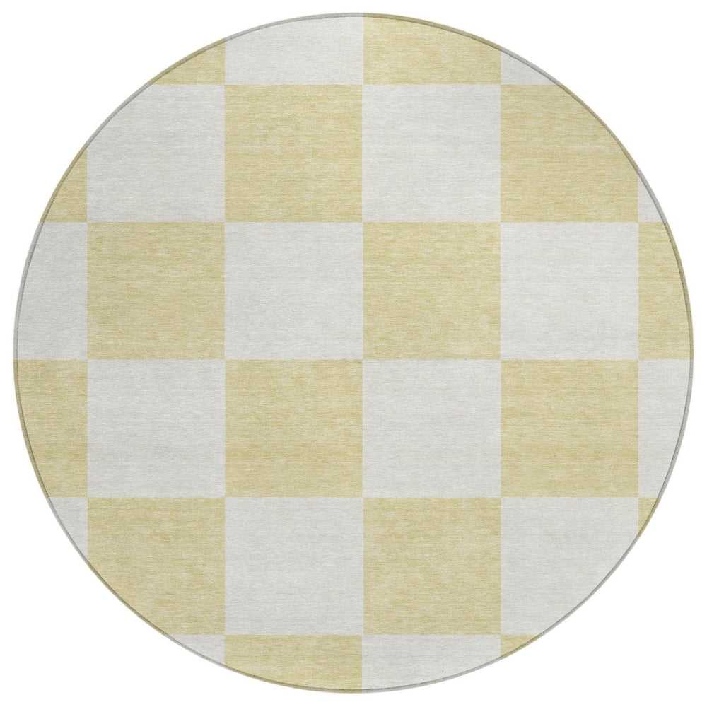 HomeRoots 8' Round Geometric Washable Rug in Wheat and Beige - Stylish Indoor/Outdoor Accent for Any Space 660771