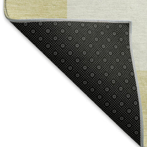HomeRoots 8' Round Geometric Washable Rug in Wheat and Beige - Stylish Indoor/Outdoor Accent for Any Space 660771