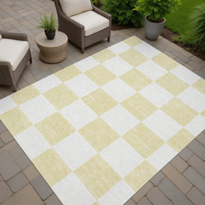 HomeRoots 9' Geometric Wheat and Beige Indoor-Outdoor Area Rug – Durable, Washable, Stylish for All Spaces! 660773