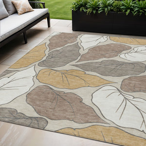HomeRoots 5' X 8' Stylish Washable Indoor Outdoor Area Rug with Botanical Leaves Design for Versatile Spaces 660866