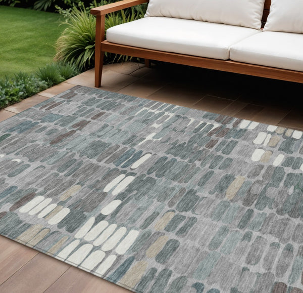 HomeRoots 10' Gray Ivory Pewter Abstract Washable Area Rug - Stylish Indoor/Outdoor Decor for High-Traffic Spaces 660912