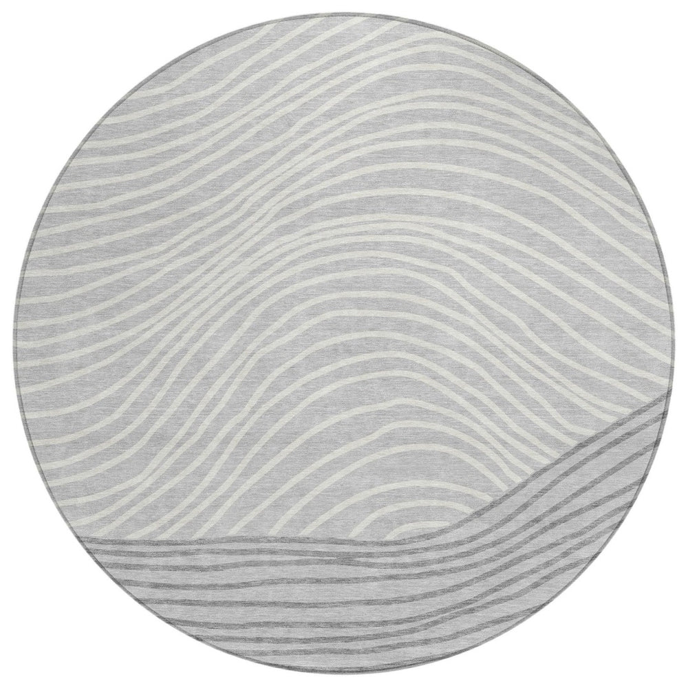 HomeRoots 8' Gray and Ivory Round Striped Rug - Stylish, Washable, Indoor/Outdoor Area Rug for Modern Spaces 660957