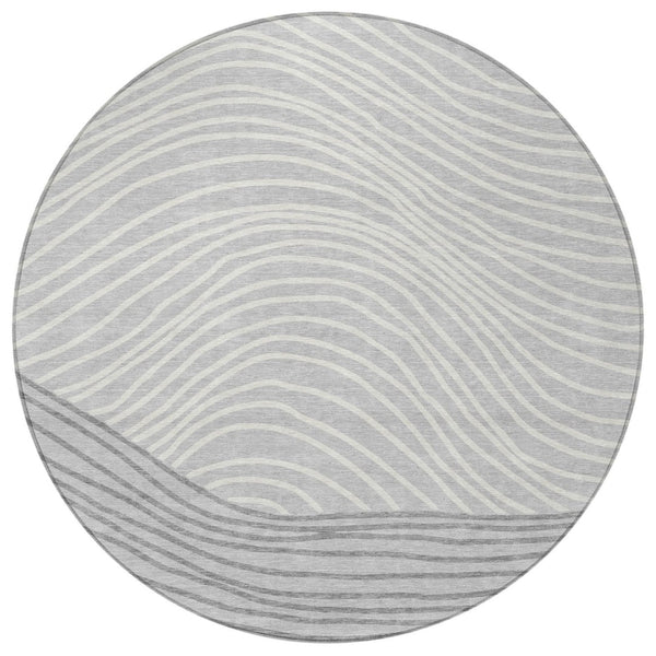 HomeRoots 8' Gray and Ivory Round Striped Rug - Stylish, Washable, Indoor/Outdoor Area Rug for Modern Spaces 660957