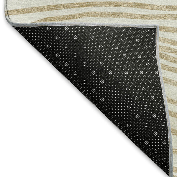 HomeRoots 5' Ivory and Wheat Striped Area Rug – Durable, Washable Design for Indoor & Outdoor Spaces, 5x8' 660962