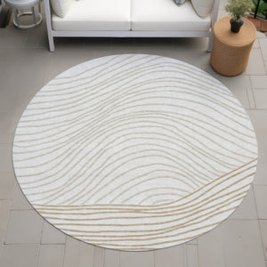 HomeRoots 8' Ivory and Wheat Round Striped Washable Rug | Durable, Stylish Area Rug for Indoor & Outdoor Use 660963