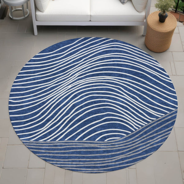 HomeRoots 8' Navy Blue and Ivory Round Striped Area Rug - Washable, Durable, Indoor/Outdoor Coastal Charm 660969