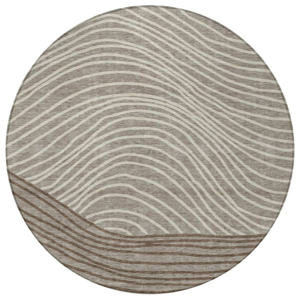 HomeRoots 8' Round Striped Area Rug in Taupe, Beige & Brown – Stylish, Washable, Stain-Resistant for Indoors & Outdoors 660975