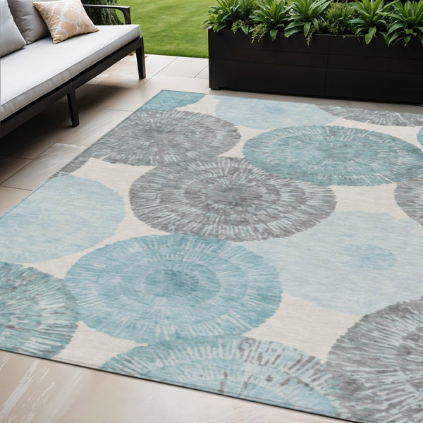 HomeRoots 5' Stylish Teal Blue, Ivory & Gray Abstract Washable Area Rug for Indoor & Outdoor Spaces 661016