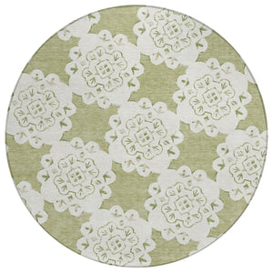 HomeRoots 8' Artichoke Green Quatrefoil Area Rug - Stylish, Washable, Indoor/Outdoor Design for High-Traffic Spaces 661023