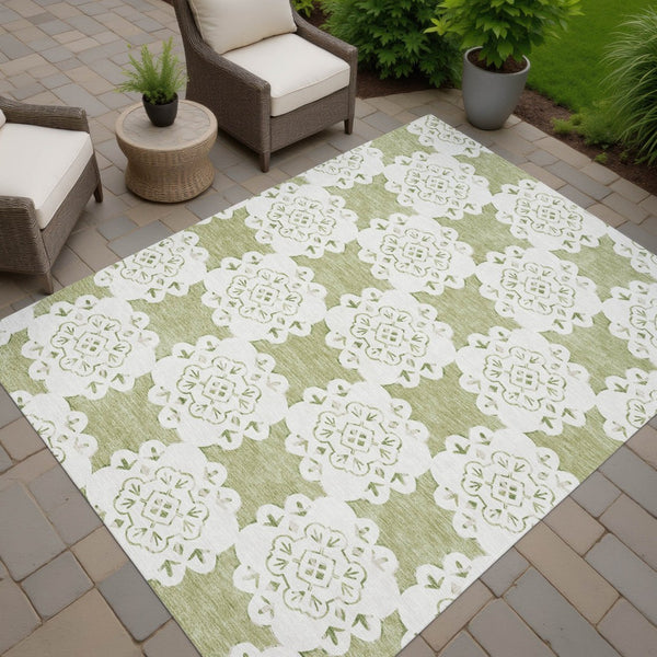 HomeRoots 8' X 10' Artichoke Green Quatrefoil Area Rug - Stylish, Durable, Washable for Indoor & Outdoor Use 661024