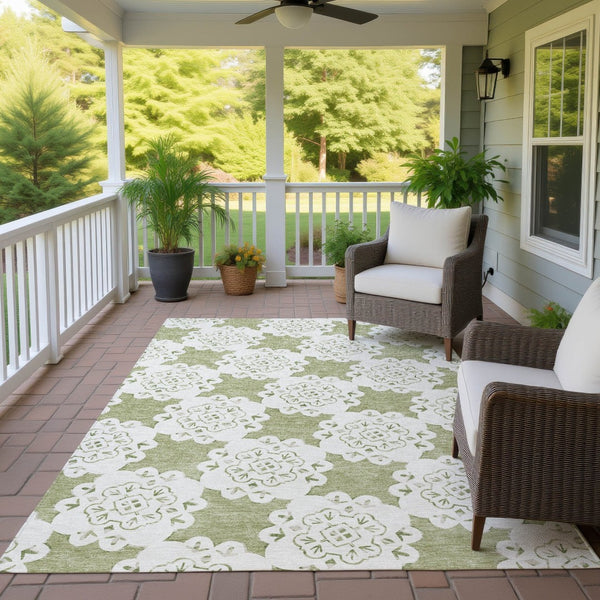 HomeRoots 8' X 10' Artichoke Green Quatrefoil Area Rug - Stylish, Durable, Washable for Indoor & Outdoor Use 661024